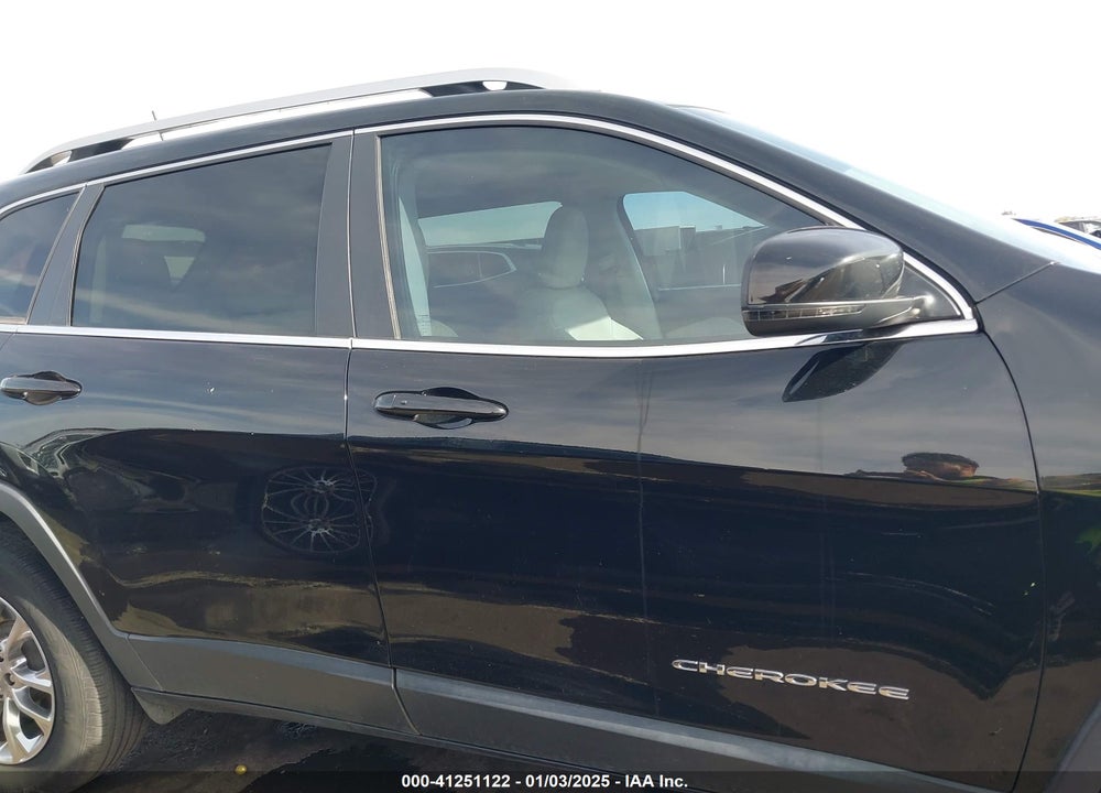 2021 JEEP CHEROKEE LATITUDE PLUS VIN: 1C4PJMLB6MD188750