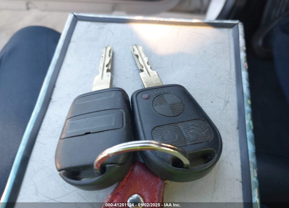 2001 BMW Z3 2.5I VIN: WBACN33431LK48934