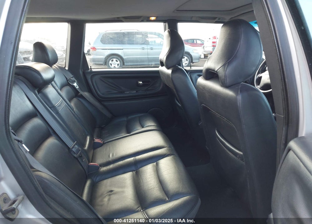 1999 VOLVO V70 GLT VIN: YV1LW56D5X2619172