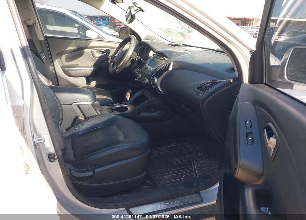 2012 HYUNDAI TUCSON LIMITED PZEV VIN: KM8JU3AC1CU357358
