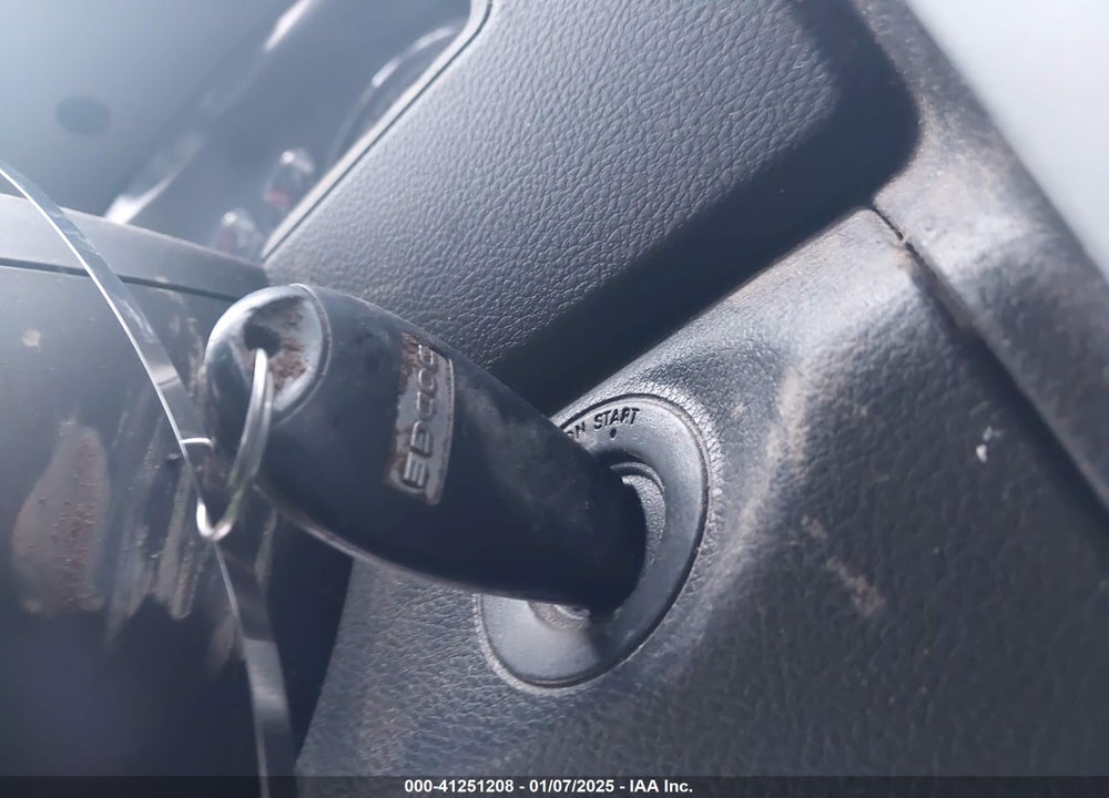 2009 DODGE RAM 1500 VIN: 1D3HB13T09S815512