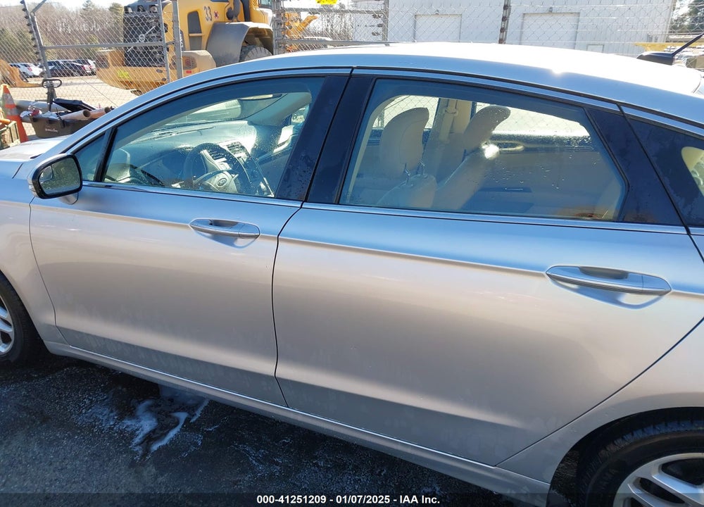 2013 FORD FUSION VIN: 3FA6P0HR2DR268097