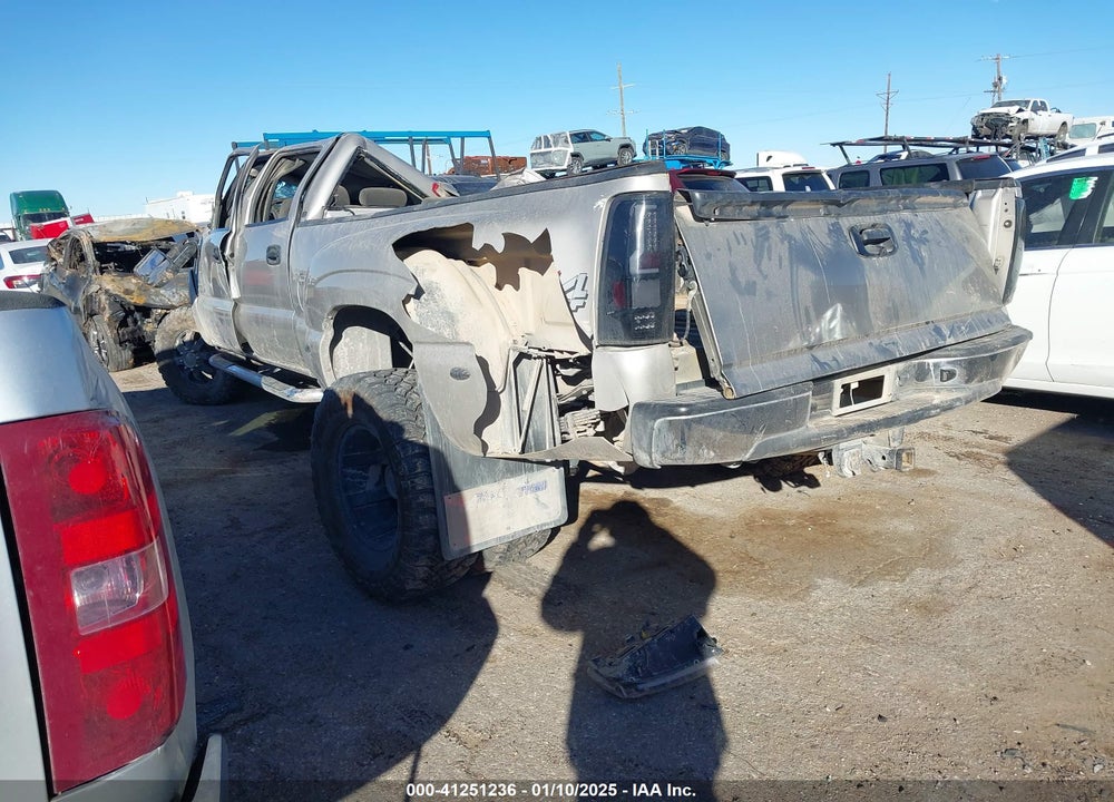 2005 CHEVROLET SILVERADO 3500 LS VIN: 1GCJK332X5F938539