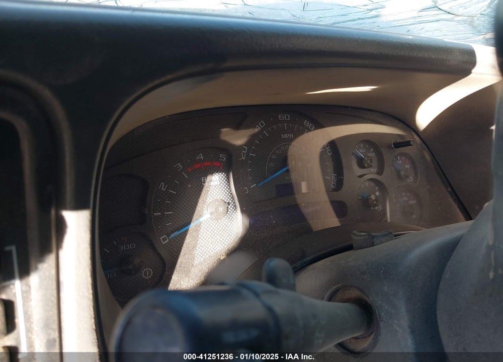 2005 CHEVROLET SILVERADO 3500 LS VIN: 1GCJK332X5F938539