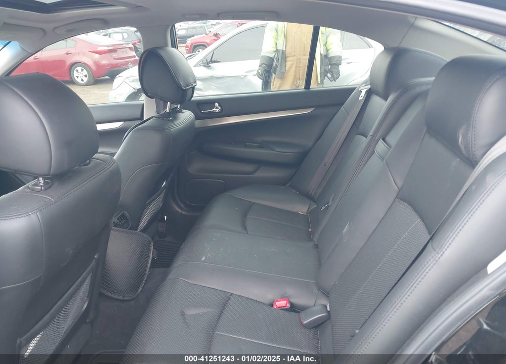 2015 INFINITI Q40 VIN: JN1CV6ARXFM524694