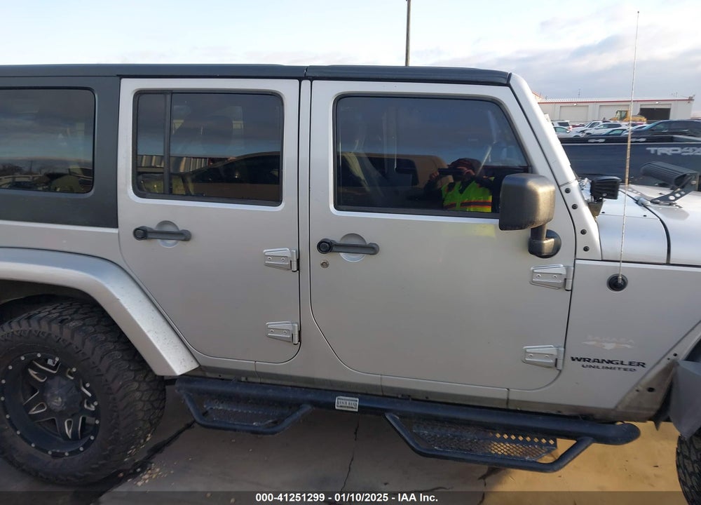 2007 JEEP WRANGLER UNLIMITED SAHARA VIN: 1J8GA59127L133283
