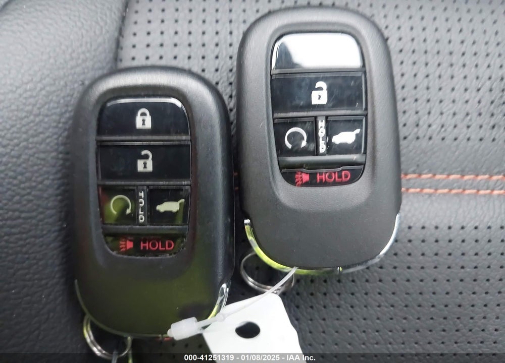 2024 HONDA CR-V HYBRID SPORT TOURING VIN: 7FARS6H98RE023665