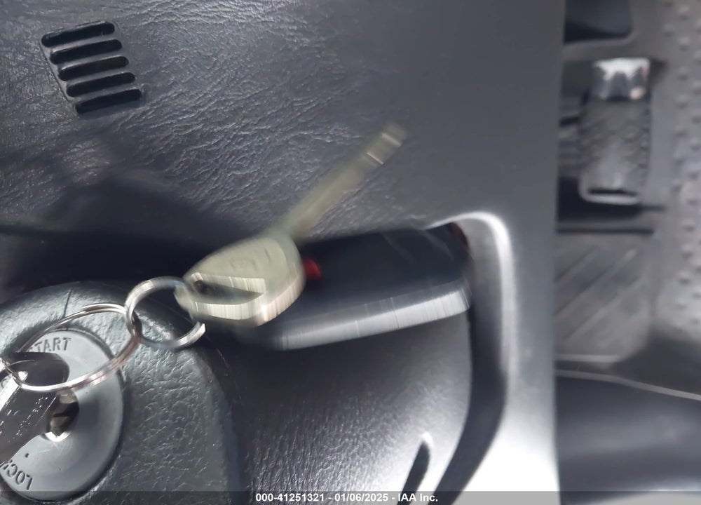 2004 TOYOTA COROLLA S VIN: 2T1BR32E74C262506