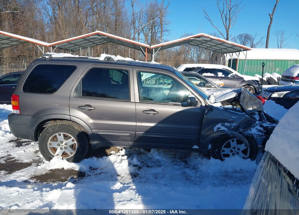 2005 FORD ESCAPE LIMITED VIN: 1FMYU94185KA45709
