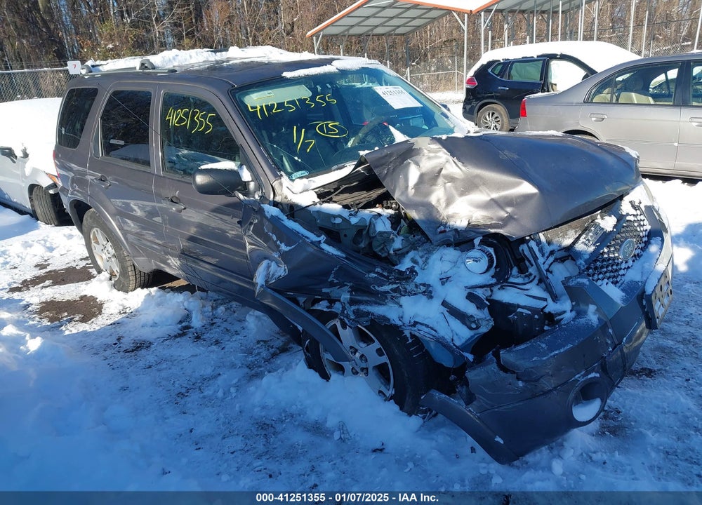 2005 FORD ESCAPE LIMITED VIN: 1FMYU94185KA45709