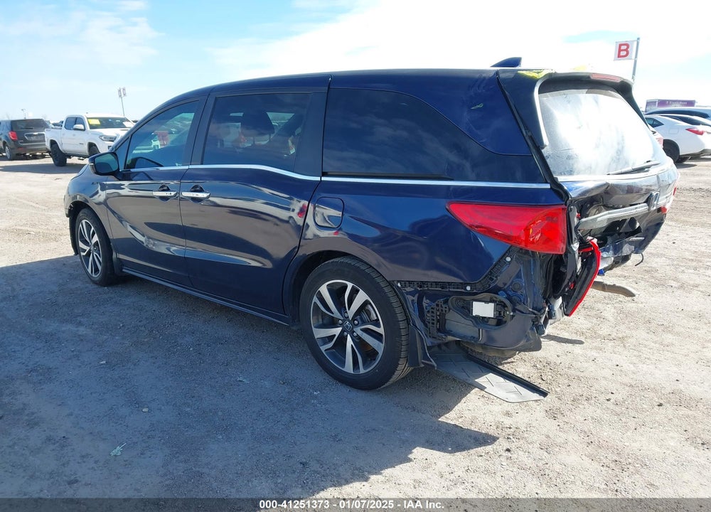 2023 HONDA ODYSSEY TOURING VIN: 5FNRL6H80PB037458