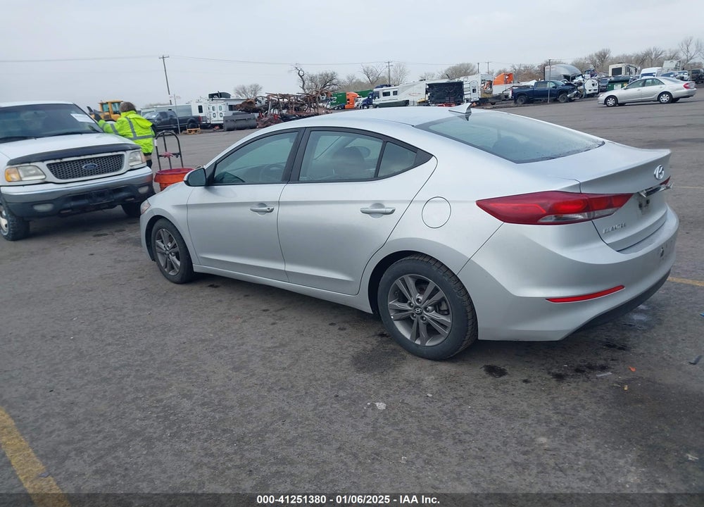 2018 HYUNDAI ELANTRA SEL VIN: 5NPD84LF8JH279204