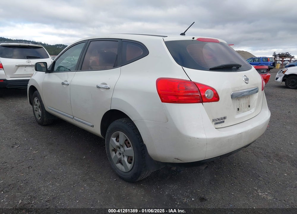 2015 NISSAN ROGUE SELECT S VIN: JN8AS5MT6FW662112