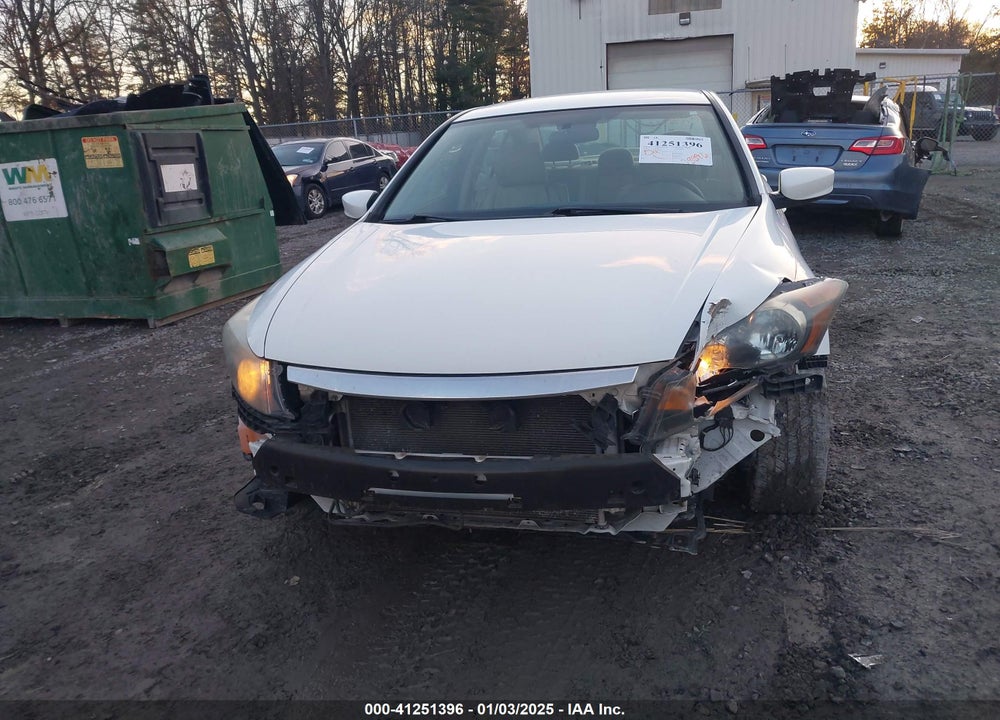 2011 HONDA ACCORD 2.4 LX VIN: 1HGCP2F39BA060637