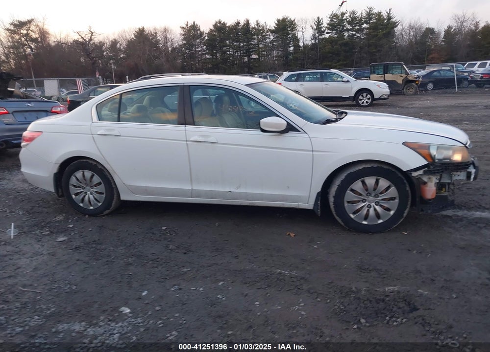 2011 HONDA ACCORD 2.4 LX VIN: 1HGCP2F39BA060637