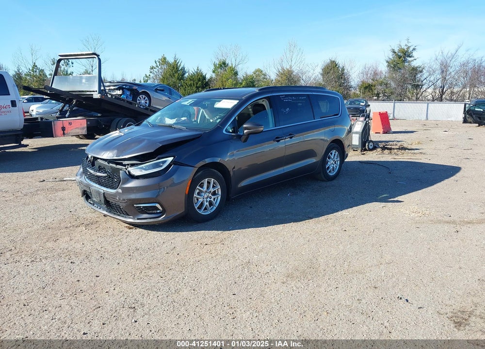 2022 CHRYSLER PACIFICA TOURING L VIN: 2C4RC1BG2NR114920