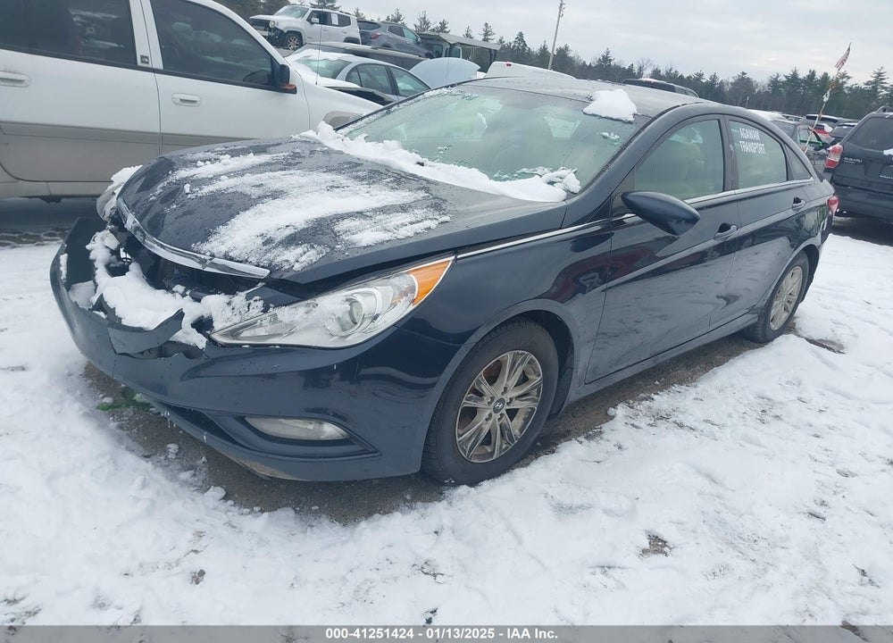 2013 HYUNDAI SONATA VIN: 5NPEB4AC2DH638436