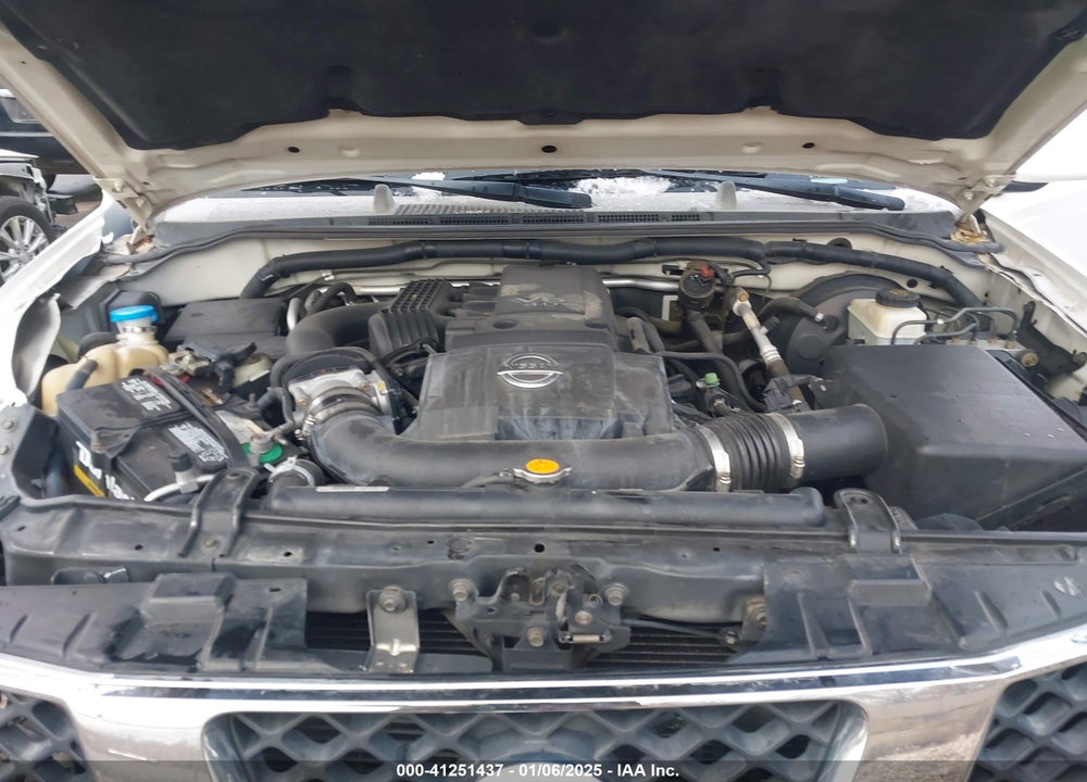 2005 NISSAN PATHFINDER SE VIN: 5N1AR18U45C779511
