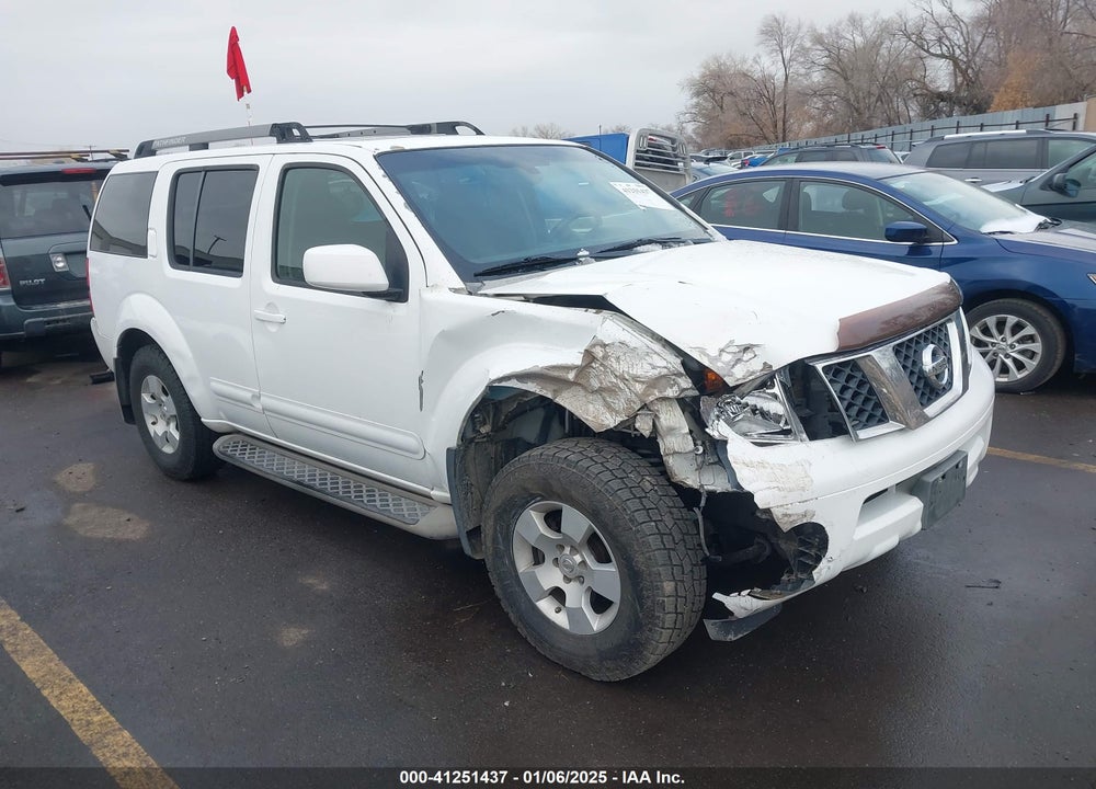2005 NISSAN PATHFINDER SE VIN: 5N1AR18U45C779511