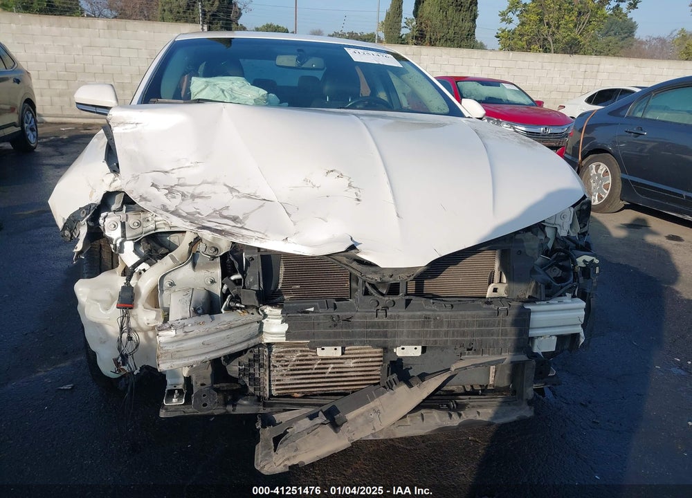 2013 LINCOLN MKZ VIN: 3LN6L2G9XDR821495