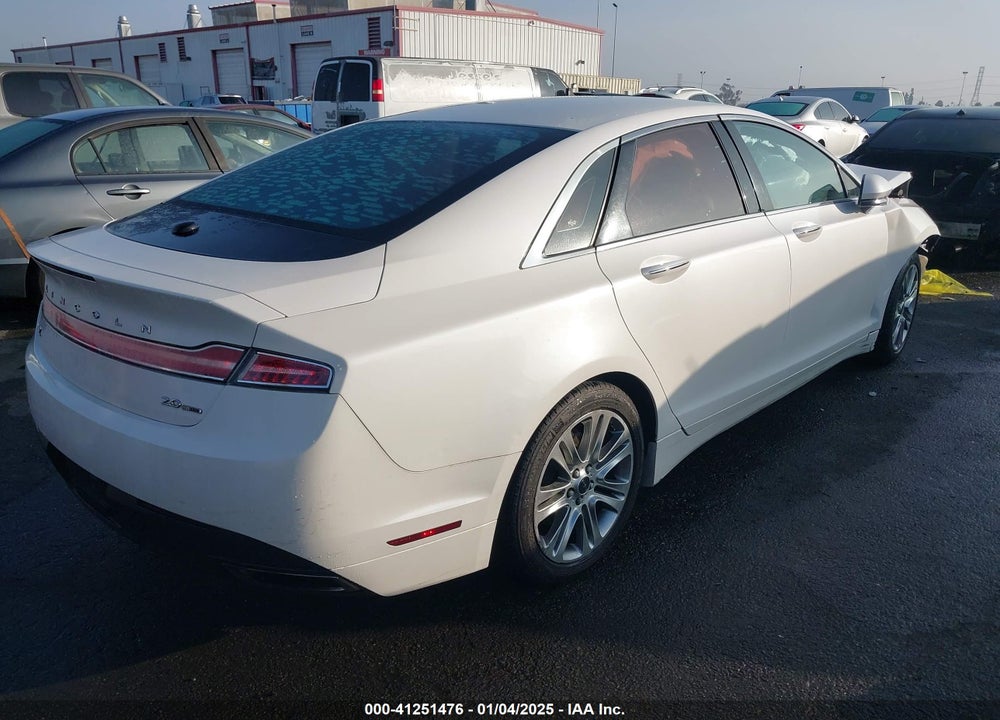 2013 LINCOLN MKZ VIN: 3LN6L2G9XDR821495
