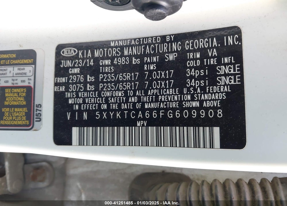 2015 KIA SORENTO LX VIN: 5XYKTCA66FG609908