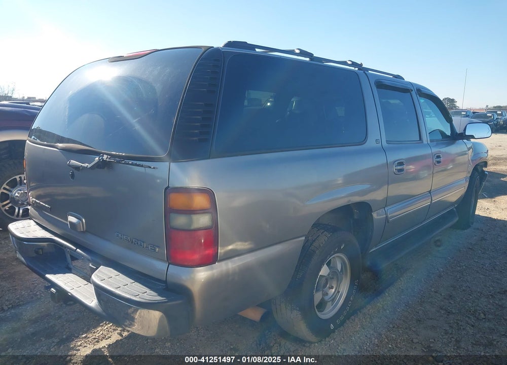 2003 CHEVROLET SUBURBAN 1500 LT VIN: 1GNFK16Z83J104919