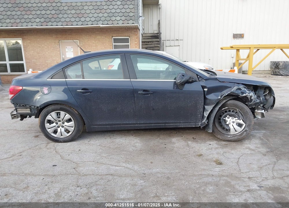 2014 CHEVROLET CRUZE VIN: 1G1PC5SB8E7455882
