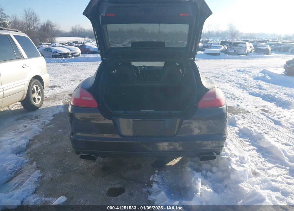 2011 PORSCHE PANAMERA 4 VIN: WP0AA2A71BL015343