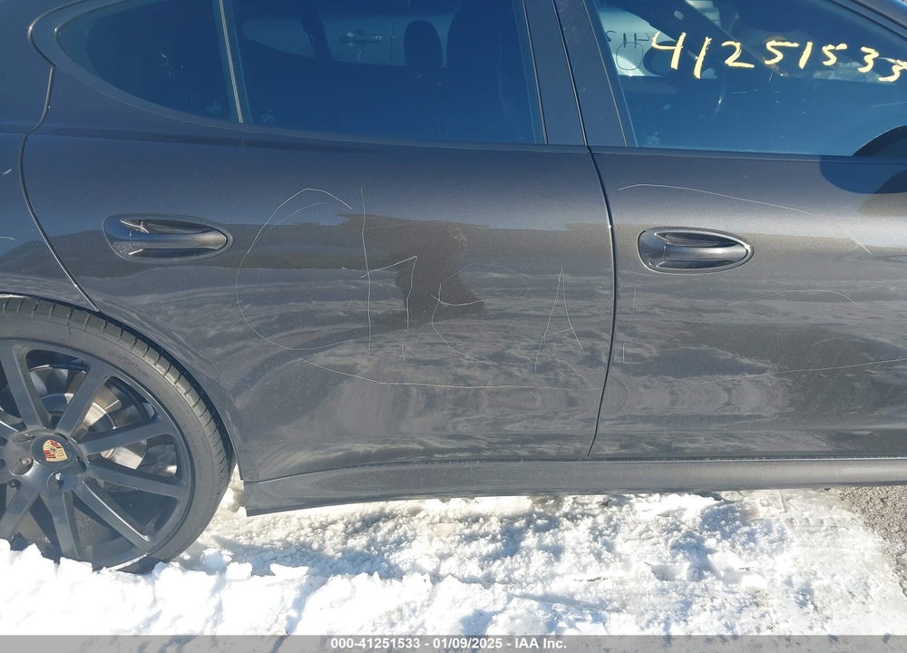 2011 PORSCHE PANAMERA 4 VIN: WP0AA2A71BL015343