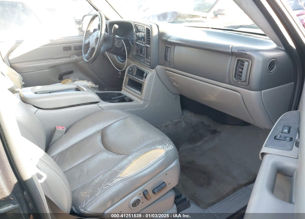 2004 GMC YUKON XL 1500 SLT VIN: 1GKEC16T64J150087