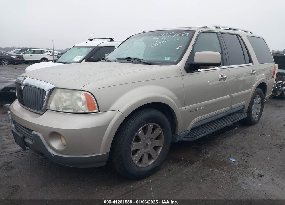 2004 LINCOLN NAVIGATOR VIN: 5LMFU28R24LJ21459