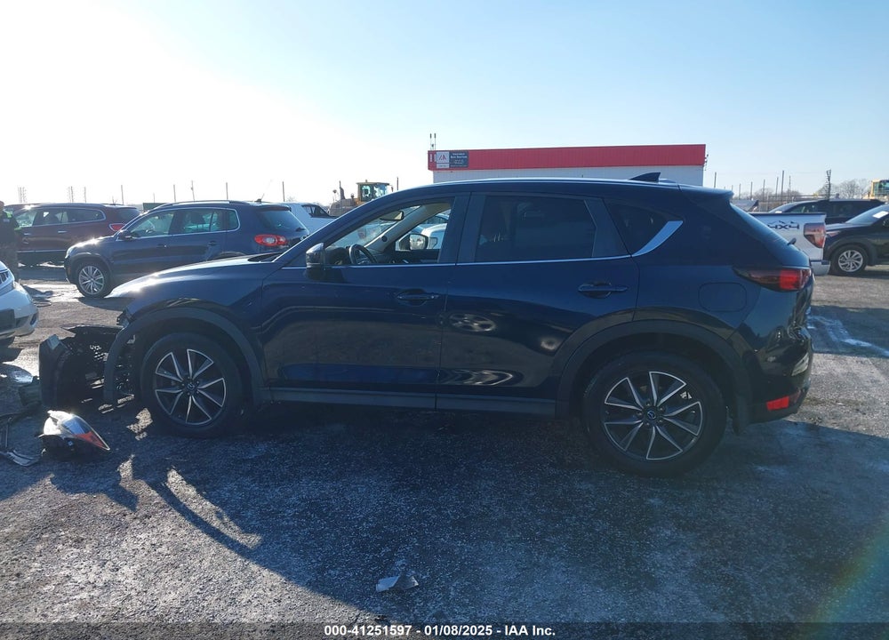 2018 MAZDA CX-5 TOURING VIN: JM3KFACM1J0411704