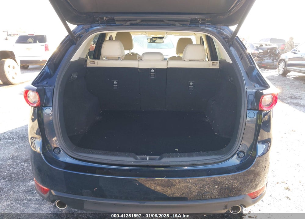 2018 MAZDA CX-5 TOURING VIN: JM3KFACM1J0411704
