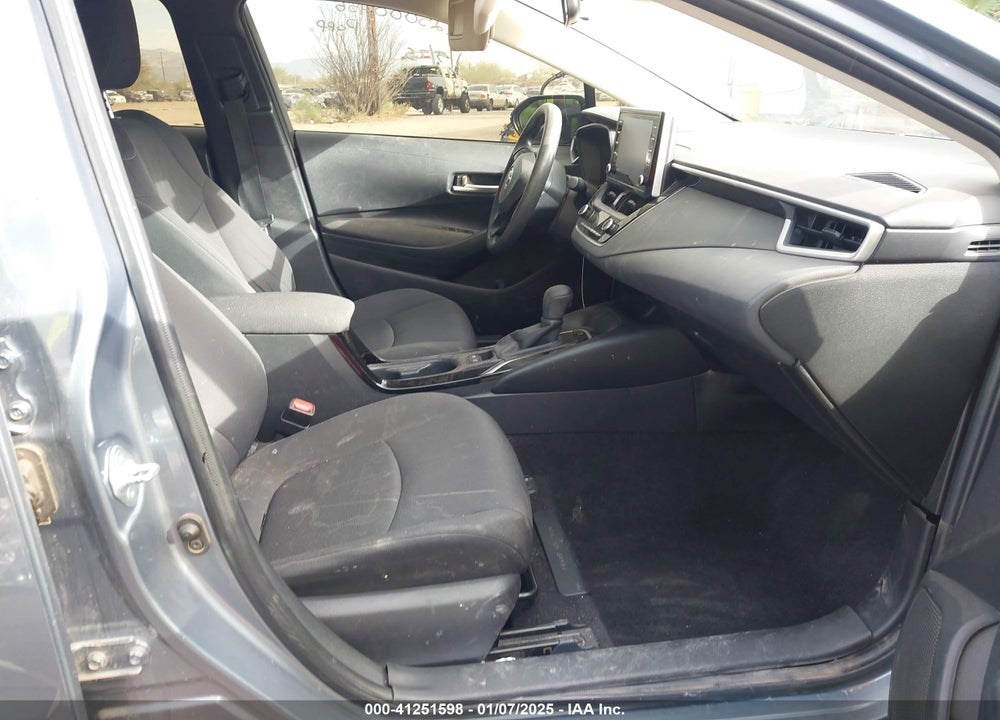 2021 TOYOTA COROLLA LE VIN: JTDHPMAEXMJ148883