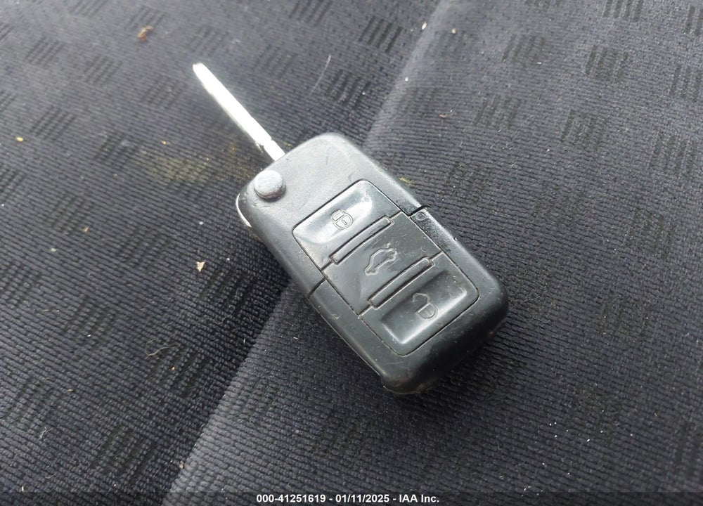 2003 VOLKSWAGEN JETTA GLS 1.8T VIN: WVWSE61J13W125661