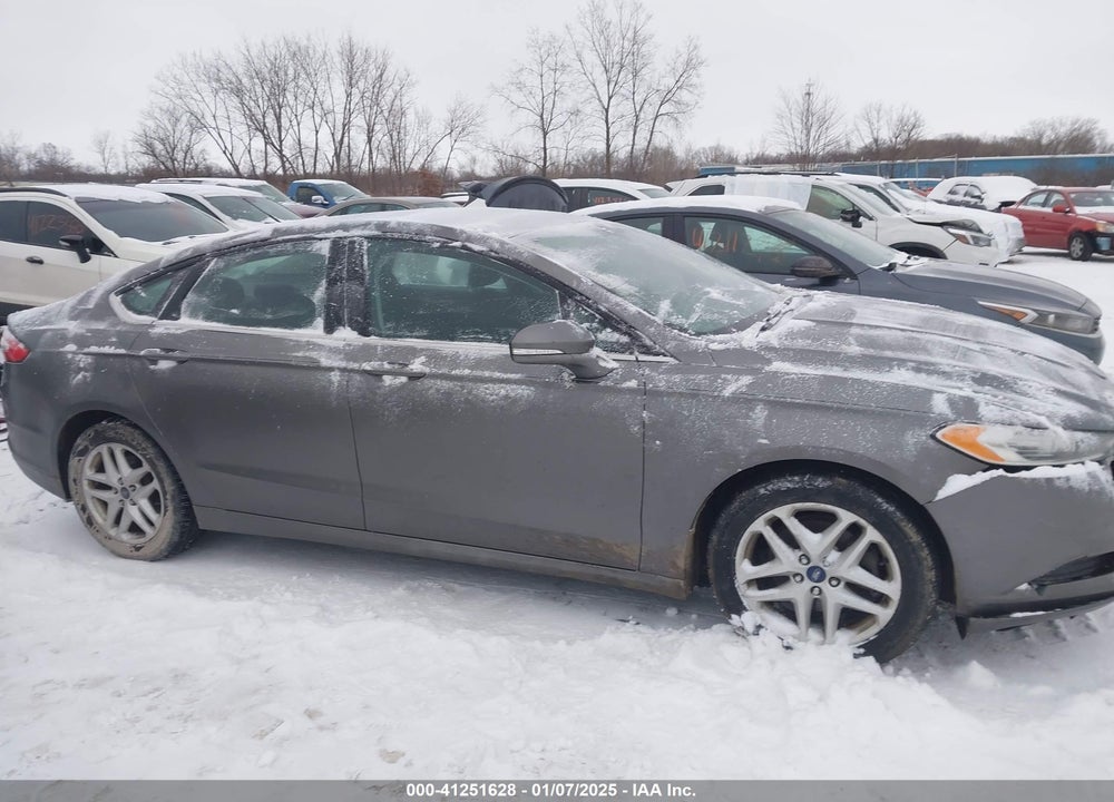 2013 FORD FUSION SE VIN: 3FA6P0H71DR384812