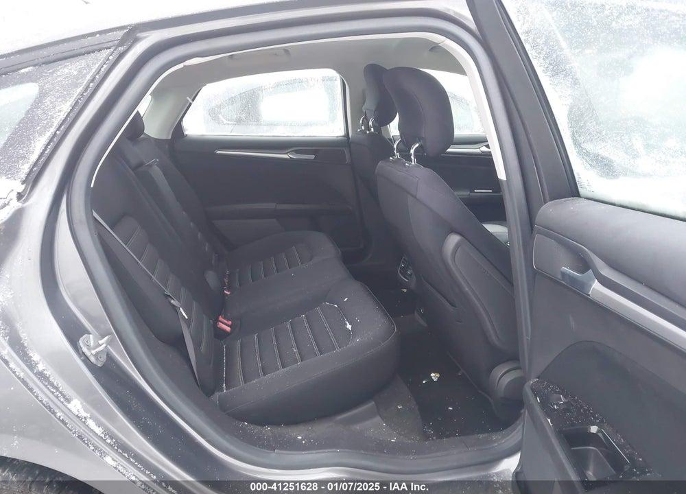 2013 FORD FUSION SE VIN: 3FA6P0H71DR384812