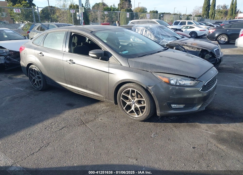 2018 FORD FOCUS SEL VIN: 1FADP3H24JL261089