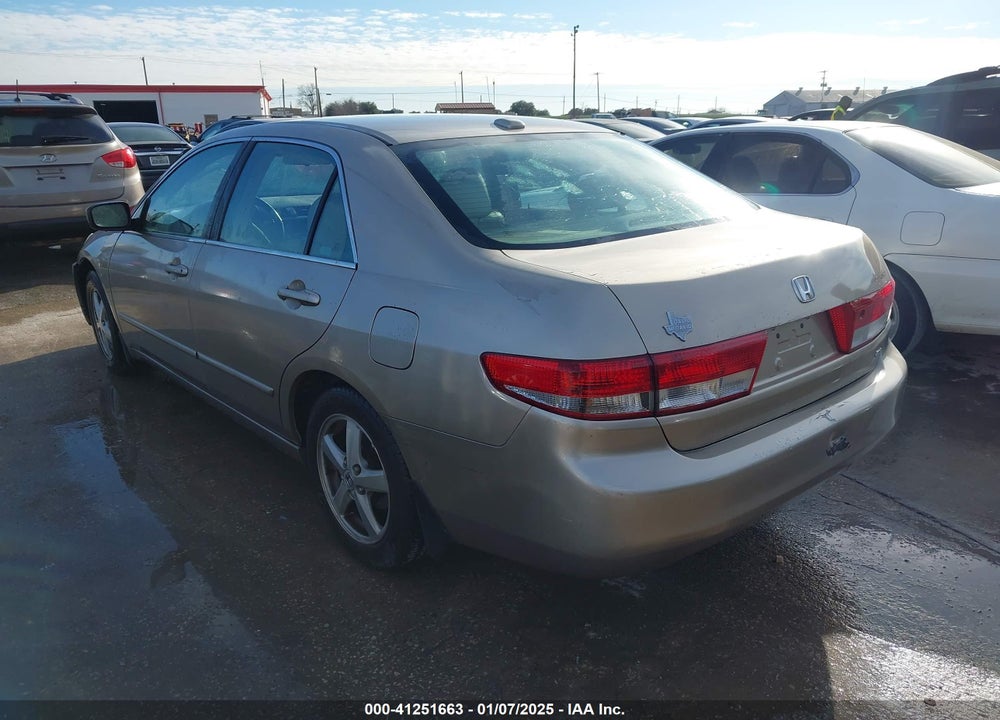 2004 HONDA ACCORD 2.4 EX VIN: 1HGCM56874A115272