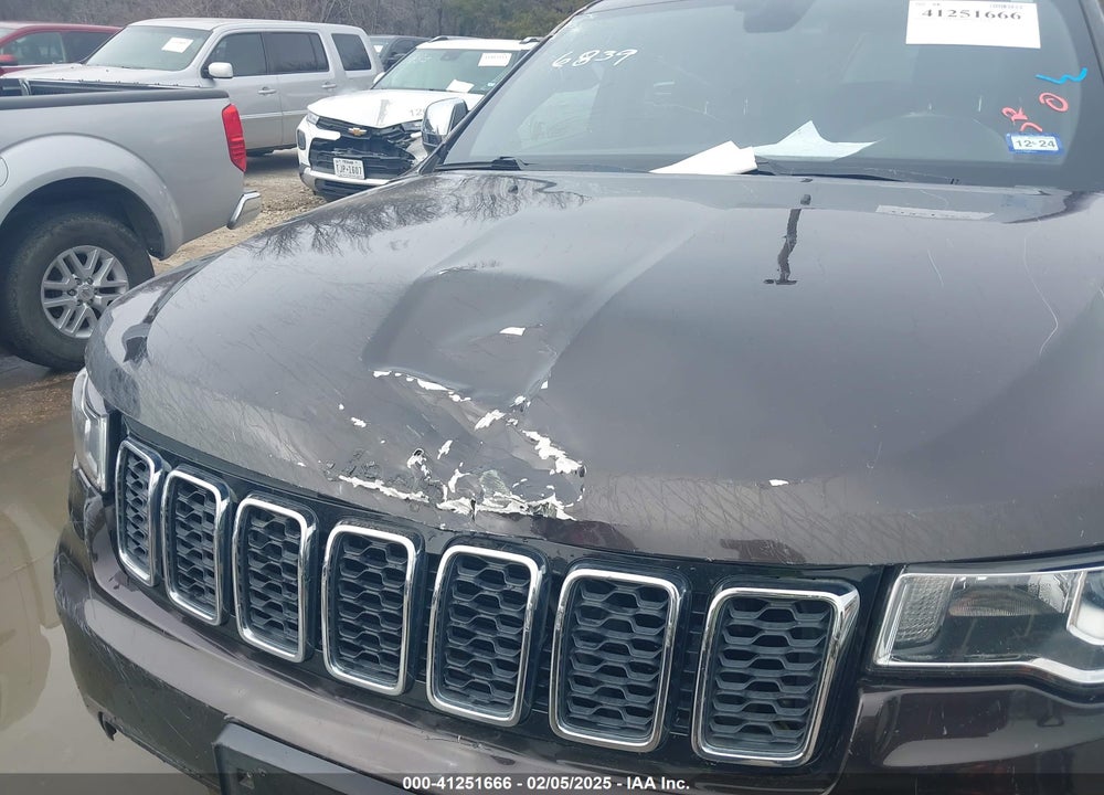 2017 JEEP GRAND CHEROKEE VIN: 1C4RJEBG0HC614567