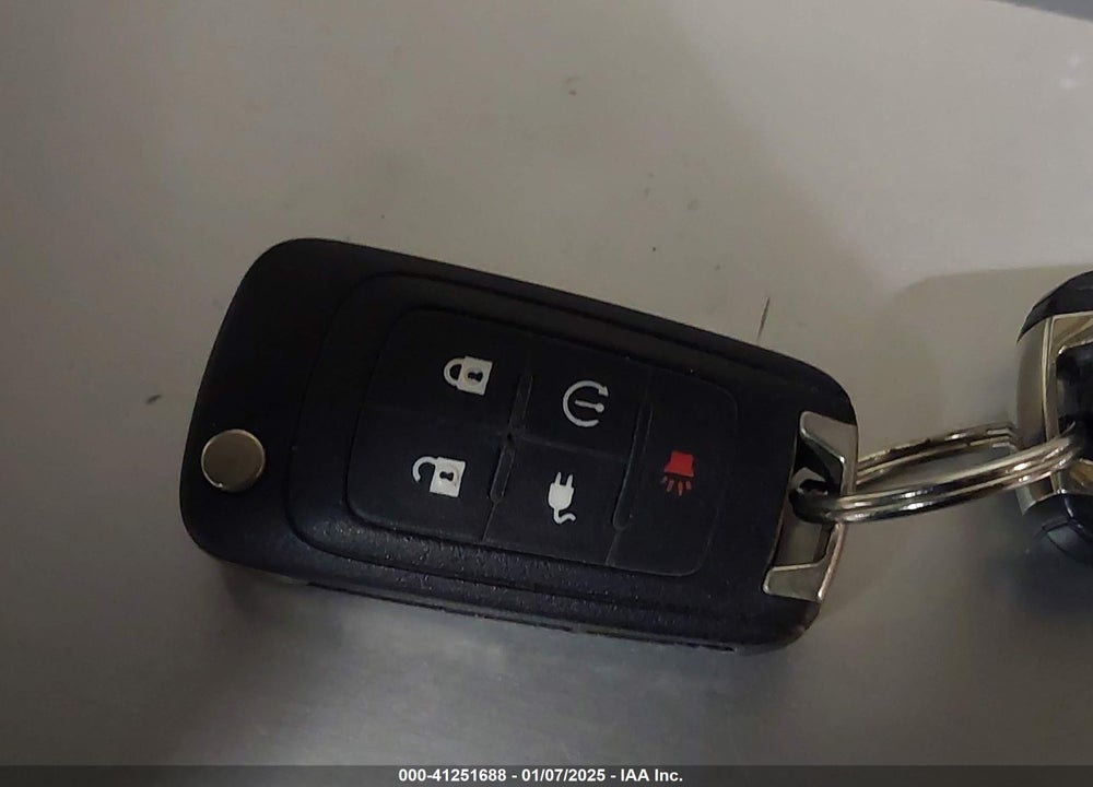 2013 CHEVROLET VOLT VIN: 1G1RB6E40DU100008