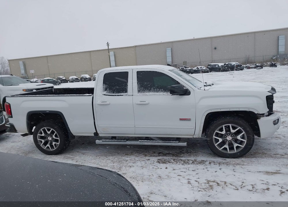 2018 GMC SIERRA 1500 SLT VIN: 1GTV2NEC8JZ373526
