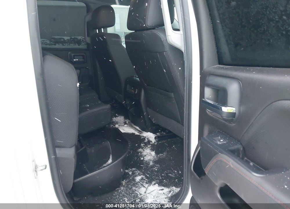 2018 GMC SIERRA 1500 SLT VIN: 1GTV2NEC8JZ373526