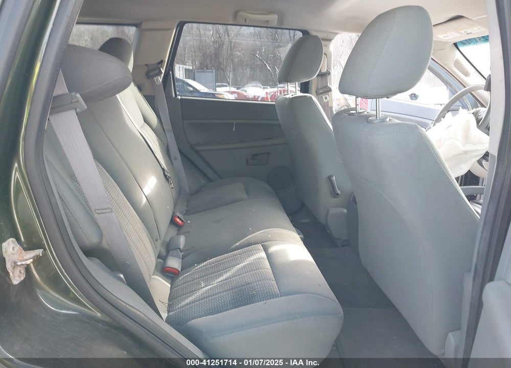 2007 JEEP GRAND CHEROKEE LAREDO VIN: 1J8GR48K37C656177