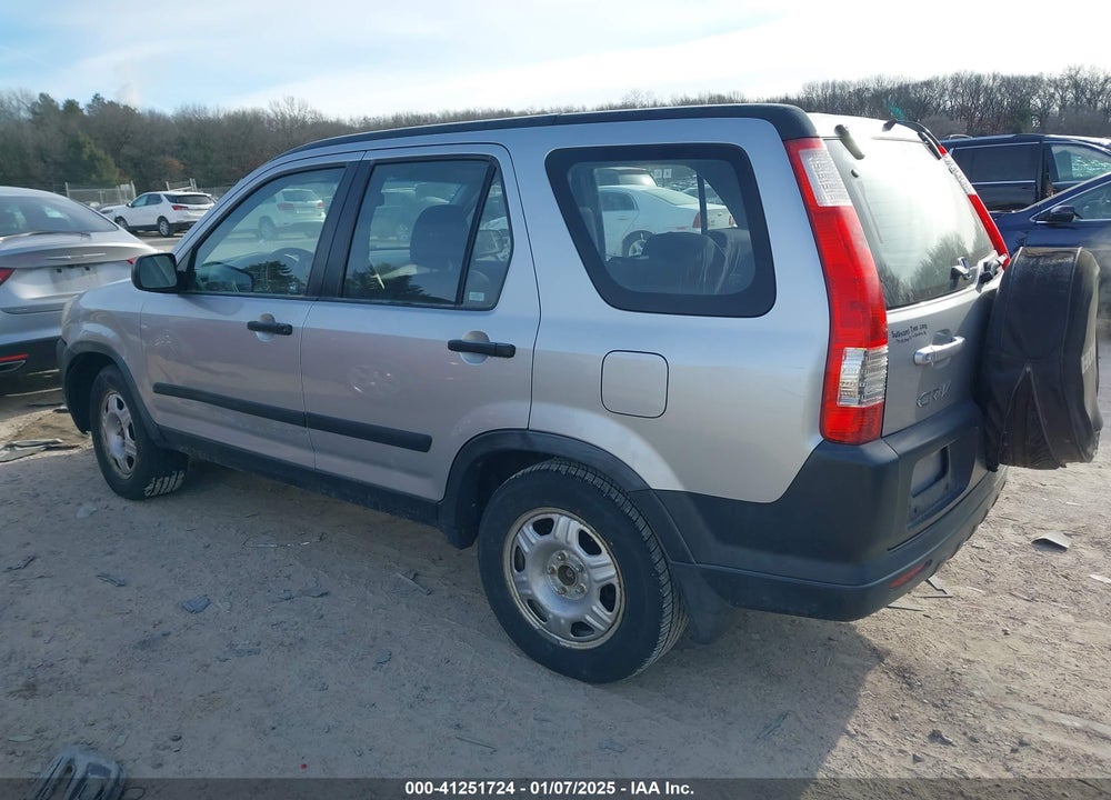 2005 HONDA CR-V LX VIN: JHLRD68595C007942