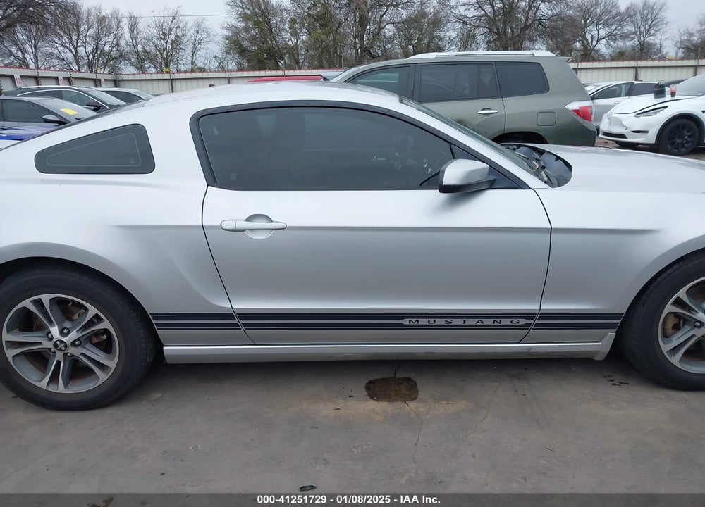 2014 FORD MUSTANG VIN: 1ZVBP8AM9E5228820