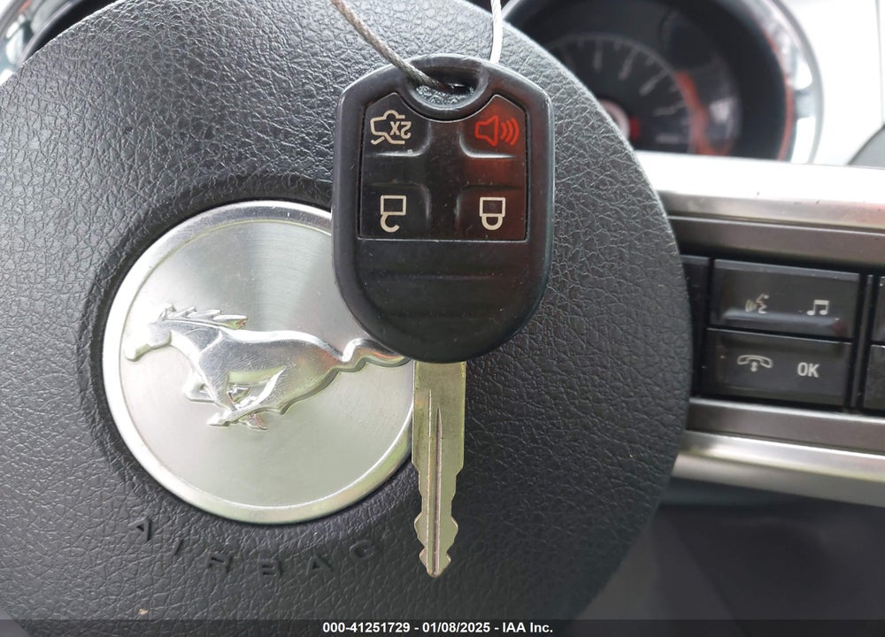 2014 FORD MUSTANG VIN: 1ZVBP8AM9E5228820