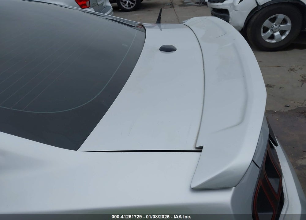 2014 FORD MUSTANG VIN: 1ZVBP8AM9E5228820