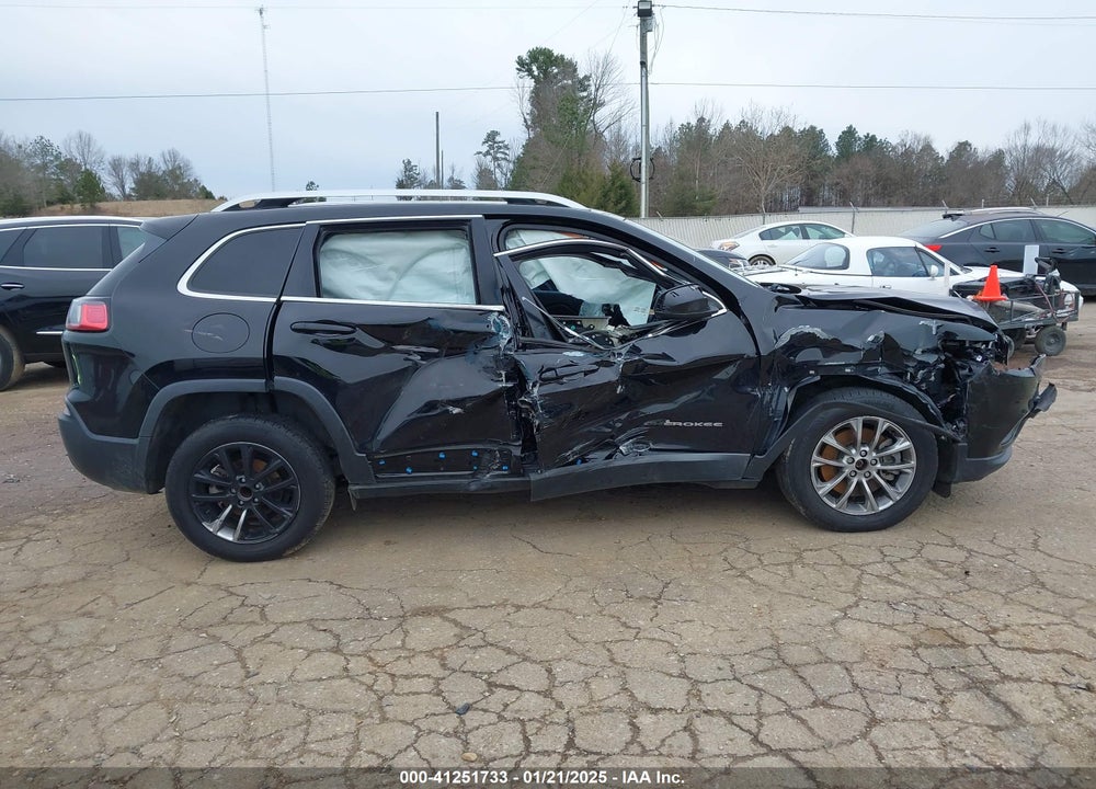 2019 JEEP CHEROKEE LATITUDE PLUS FWD VIN: 1C4PJLLB8KD204504